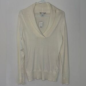 White House Black Market Ecru Cowl V-Neck Sweater Size Small